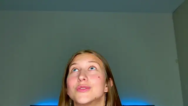 Chat XXX en directo de MissEmilyMiller