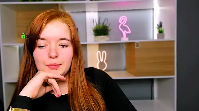 دردشة nika-still الجنسية المباشرة