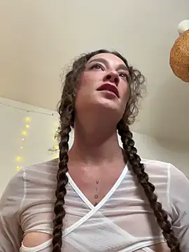 Martyca_Beee élő XXX-chatje