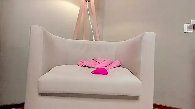 PocketDollX's Live XXX Chat