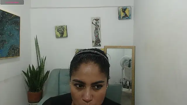 دردشة Luna_Fyre الجنسية المباشرة