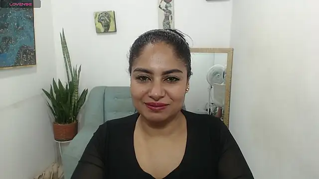 Chat XXX en directo de Luna_Fyre