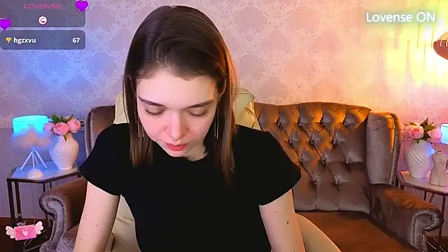 Cherry_Wipe Adlı Modelin Web Kamerası Şovu