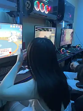 Show modela TTbeibei178 na web-kameri