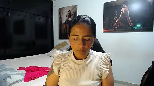 دردشة sharoon_cheerry الجنسية المباشرة