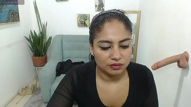 دردشة Luna_Fyre الجنسية المباشرة