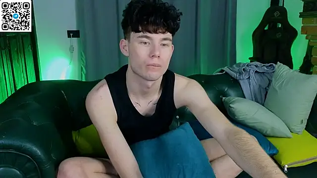 Онлайн чат XXX Cute_Mike