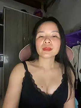 Ivy_Trix2 Show Webcam