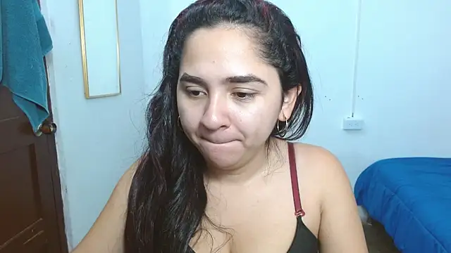 Živý XXX chat Thalian