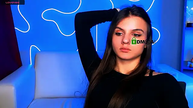 lisa_dark_ Adlı Modelin Canlı XXX Sohbeti