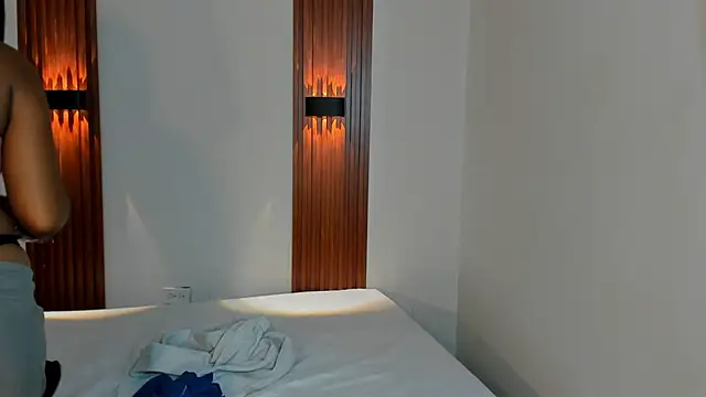 EmmaCole55 Webcamshow