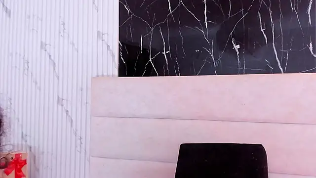 Reginavegaa's Live XXX Chat