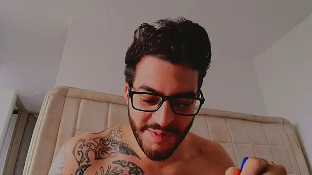 Chat XXX Live thomas_gun