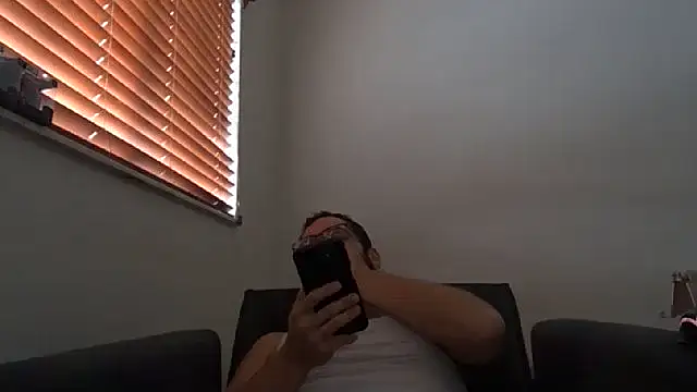 Zander823 élő XXX-chatje