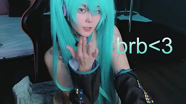 Ravens_Nest live XXX chat