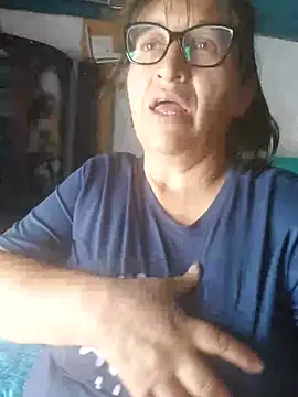 clarita_01 élő XXX-chatje