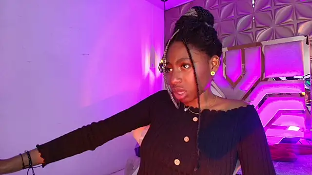 Queen_perla_: онлайн-секс-чат