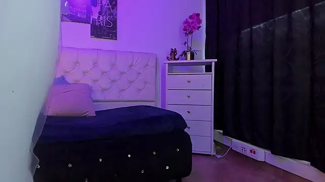 Amy_Kiitty_'s Live XXX Chat