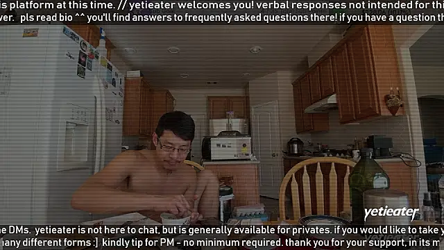 دردشة yetieater الجنسية المباشرة