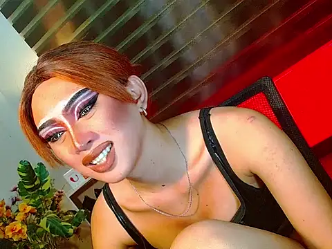 XXX chat uživo modela HOLLYWOOD_QUEEN_88