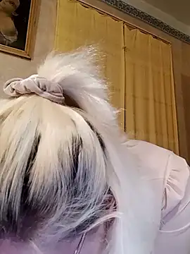 Chat XXX en directo de VikaKing