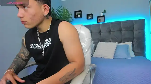 Thomas_moon Pertunjukan Webcam