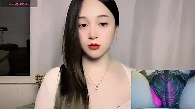 woaiqinqin's Live XXX Chat