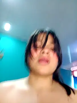 Alice_BigBoobs_Milk 网络视讯表演