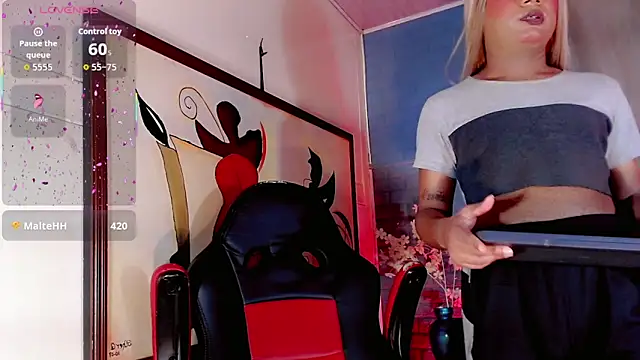 Show de Mayka_Hot na webcam