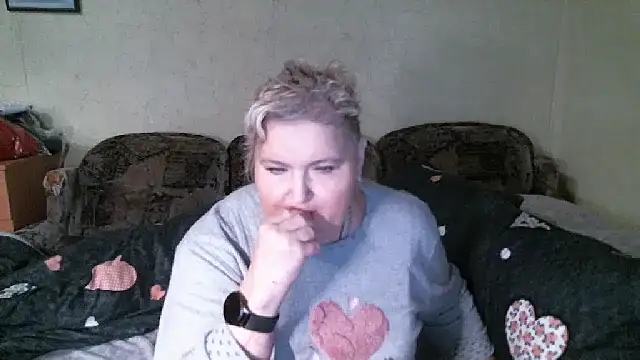 Lana555 即時 XXX 聊天