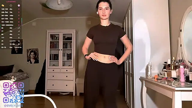 DarlineBrustera 网络视讯表演