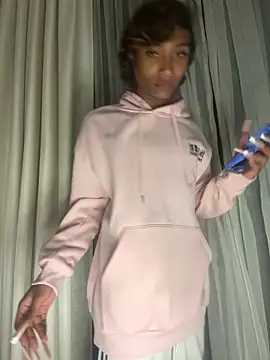 alejo_cute: απευθείας συνομιλία ΧΧΧ