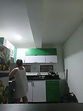 sasi_lunan Live XXX chat