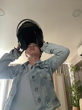 LIAH_IZUMI – Live XXX-chat