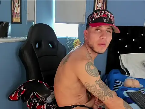 Show modela Thonixxx_mr na web-kameri