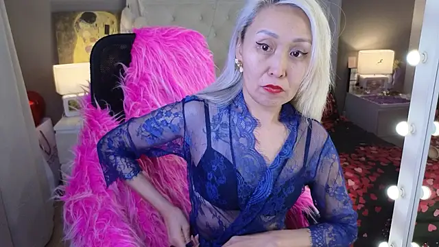 RoxalanaStar – Live XXX-chat