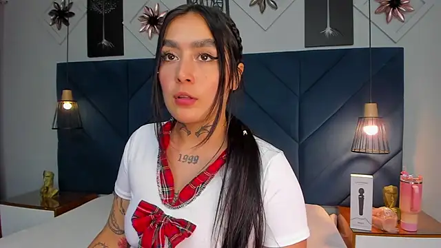 elodie_walkerのライブXXXチャット