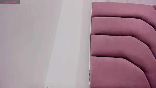 miajhonsonx's Live XXX Chat