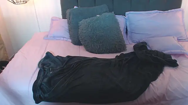 Chat XXX en directo de Emma_hassani