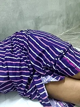 Show de MaaliiiPonuTamil na webcam