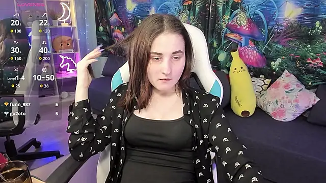 KiraDuvall: онлайн-секс-чат