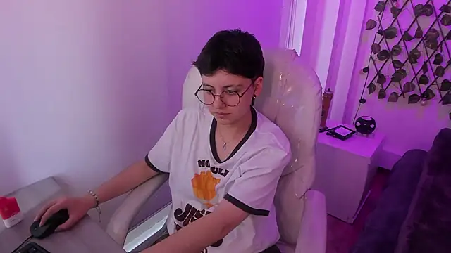 Nathaly_dsのライブXXXチャット