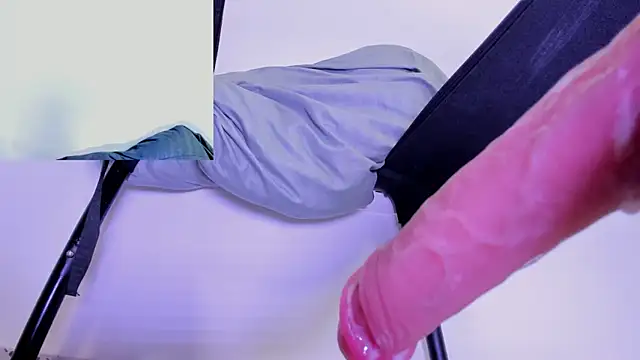 Chatroom XXX en direct de Ibbie_drastic