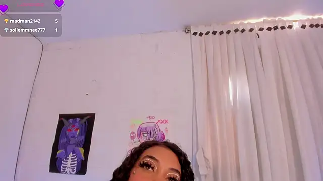 Cata_green Adlı Modelin Canlı XXX Sohbeti