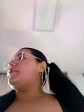 kendra_crow_'s Webcam Show