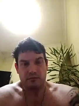 Hixxy_1025 在線直播表演