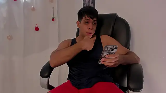 shooting_wilson's Live XXX Chat