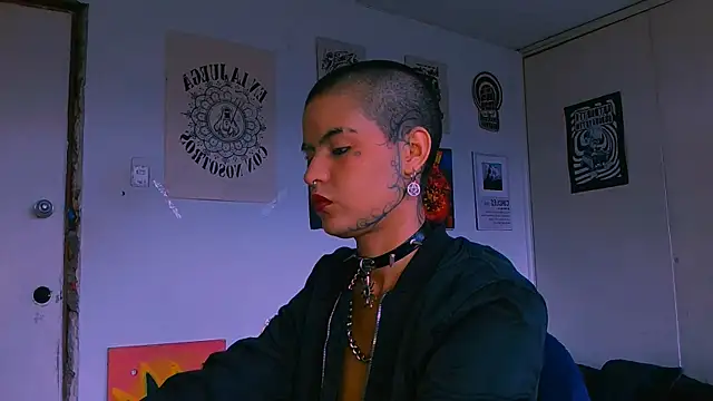 Chat +18 de alex_one888 ao vivo