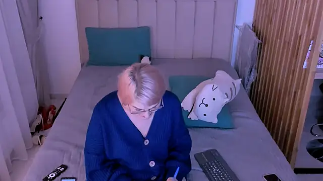 Pertunjukan Kamera Web sabrinamacmarren