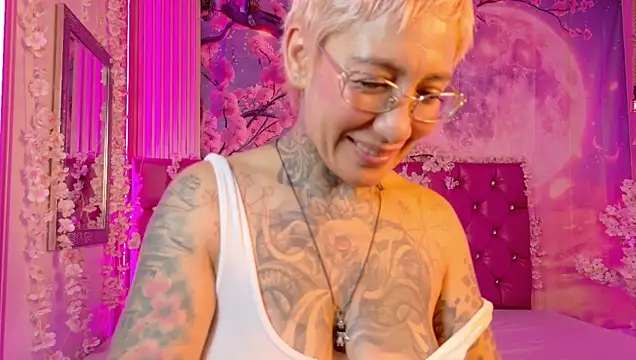 Everlyn_sexx's Webcam Show